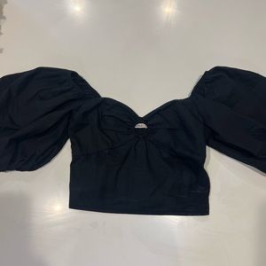 Abercrombie and Fitch black crop top with puffy sleeves